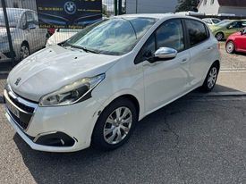 A vendre Peugeot 208 à Wittenheim 68270